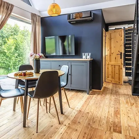 Holiday home Miedzy Olchami 2 *
